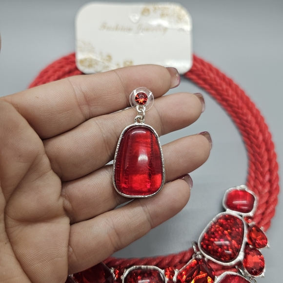 Red Gemstone Braided Necklace set 😍 - Picture 4 of 8